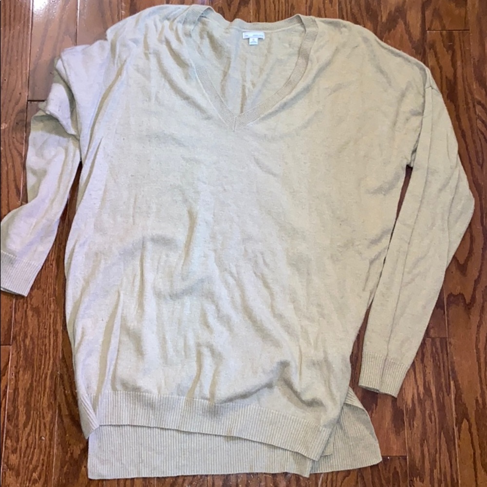 Gap LS tan sweater